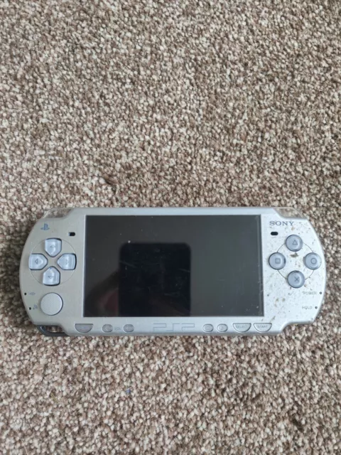 SONY PSP SILVER Console With Gta Game 9.99 PicClick UK