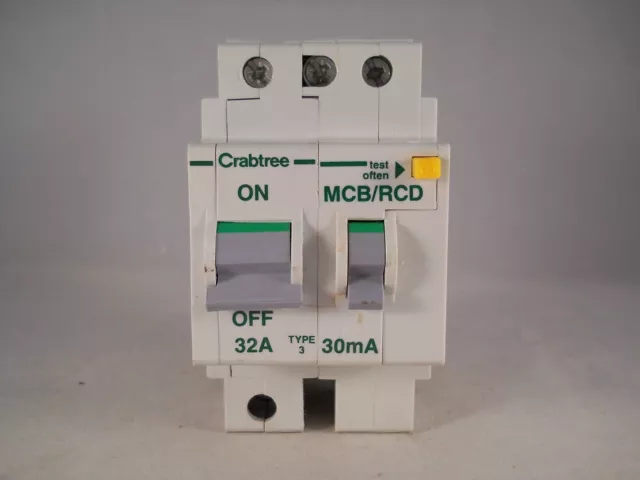 Crabtree Polestar RCBO 32 Amp 30mA Double Pole MCB/RCD Type 3 / C 32A 6023/323 2