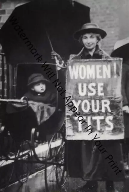 STRANGE ODD SPOOKY FREAKY CREEPY WEIRD Baby Mom Girl War WW2 VINTAGE PHOTO