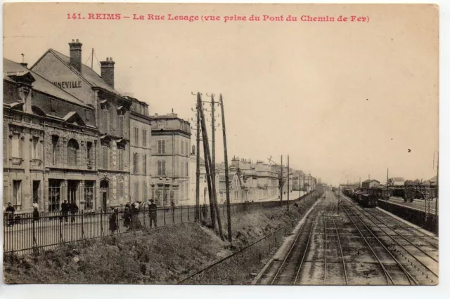REIMS - Marne - CPA 51 - Gare - train - Chemin de fer - rue Lesage