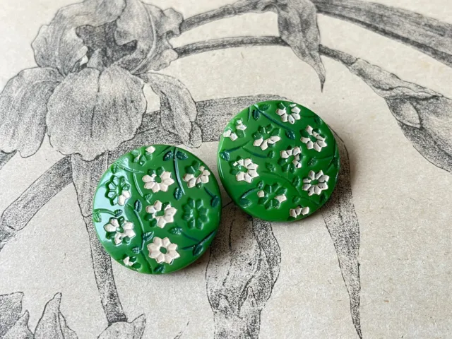 Ensemble de 2 boutons en verre Vert, décor de fleurs French buttons.
