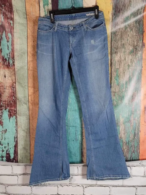 Chip And Pepper Tuck Men’s Jeans Relaxed Flare Leg  Medium Wash Traveler 30x33