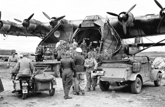 WW2 Picture Photo 1942 Giant Me 323 arriving in Tunisia Afrika  4646