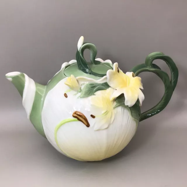 PIER 1 IMPORTS Hand Painted Porcelain TEA POT Ginger Lily 3D Stunning