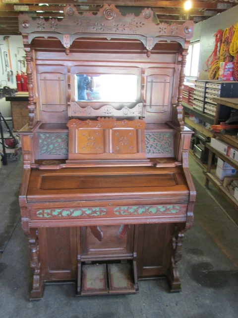 1800's PUMP ORGAN From The WESTERN COTTAGE ORGAN CO, OTTAWA IL