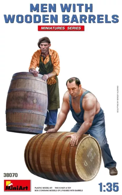 Miniart 1:35 scale model kit figures - Men with Wooden Barrels MIN38070