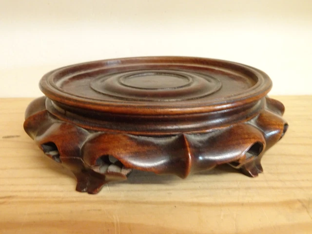LARGE ANTIQUE WOODEN BASE SCULPTURE.CHINA. For vase, statue, porcelain