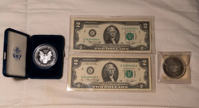 Assorted Lot of Four (4) Vintage Coins and Dollar Bills United States Currency