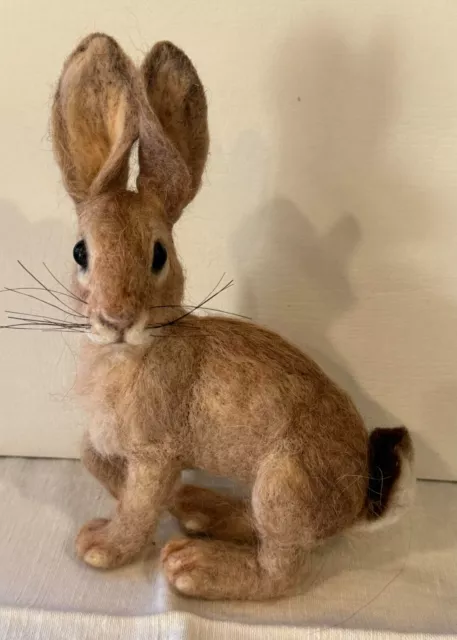 Needle Felted Hare Bunny Rabbit Robin J Andreae 'Oliver' 2010 With Booklet Mint!