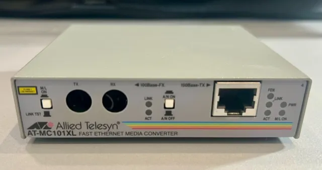 Allied Telesyn AT-MC101XL Fast Ethernet Media Converter 12Vdc, 05.A