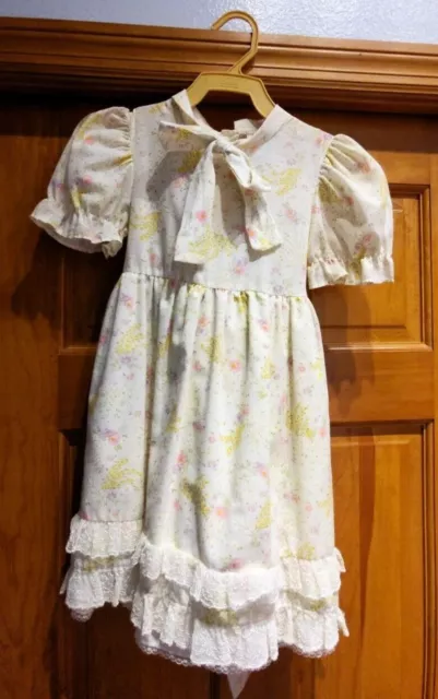 Vintage Winnie The Pooh Sears Roebuck Yellow Party Lace Dress with Bell SZ 6