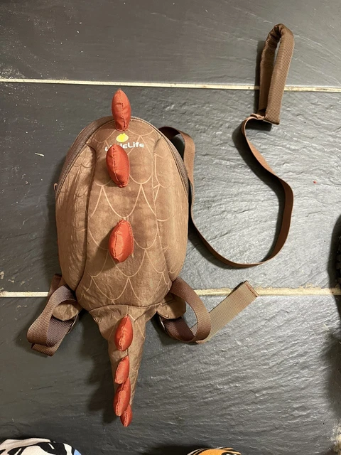 Dinosaur sales backpack reins