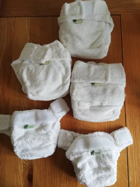 Bundle LittleLamb Bamboo & Microfibre reusable nappies 2 x size 1 & 3 x size 2