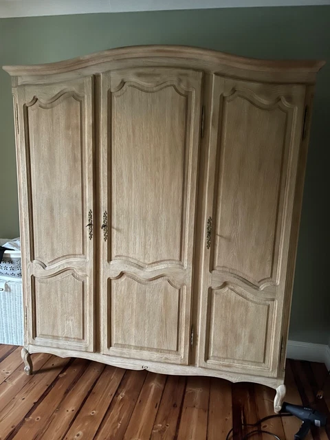 Sandblasted Vintage 3 Door French Oak Wardrobe / Armoire/ Shabby chic style