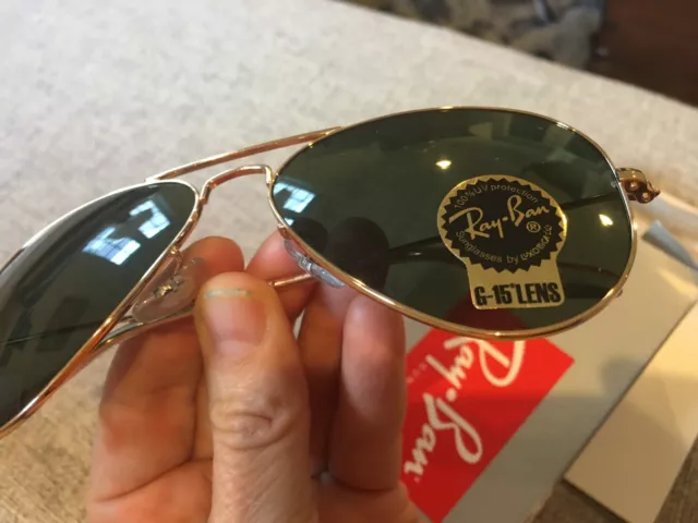 Ray-Ban “The Icons”  Polished gold /black lense /Black Case NEW with box 2