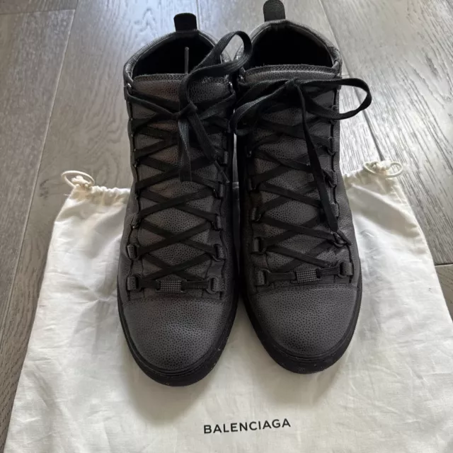 Balenciaga Arena Men Size EU 43 Gray Leather  Caviar High Top Lace Up Sneakers