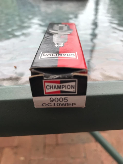 Evinrude spark plugs