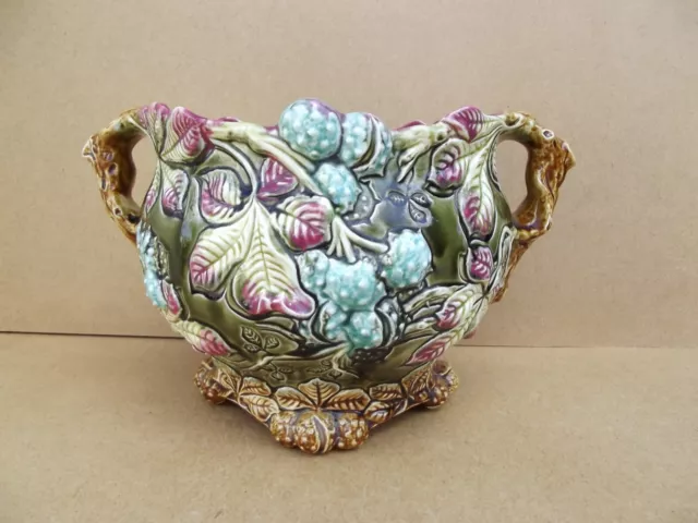Pair of vases in barbotine with hazelnuts ART NOUVEAU - Le palais des bricoles