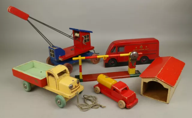 Alt Holzspielzeug Brio Garage LKW Omnia Crane Tumick Gemla Canada Post Van 1950s