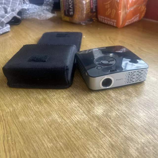 Philips PicoPix PPX1430 Pocket Projector untested