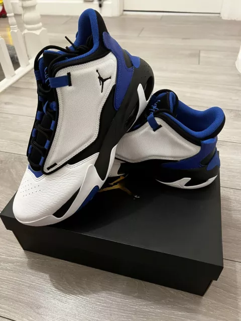Jordan max aura cheap black hyper royal