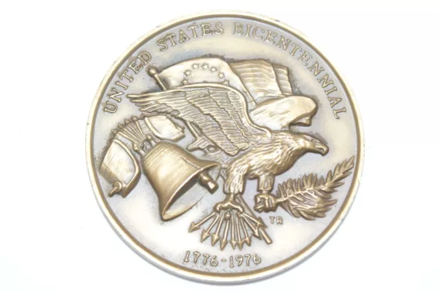 1976 US Bicentennial Bronze Medal - Medallic Art Co, Danbury CT, Embossed Eagle
