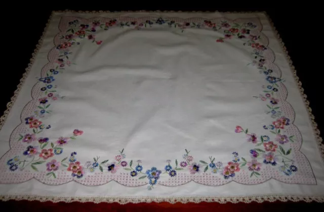 Vintage Hand Embroidered Supper Cloth ~ Flowers ~ Cream ~ Linen ~ Lace Edge