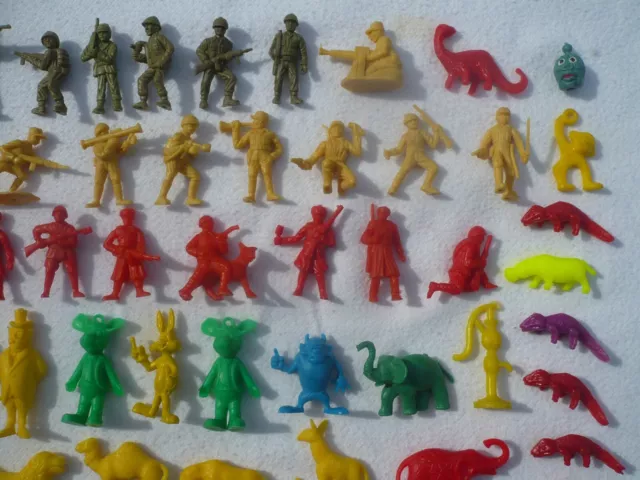 80 Kaugummifiguren Tiere Soldaten Lucky Luke Dinosaurier TITO DARGAUD WIKÖ 3