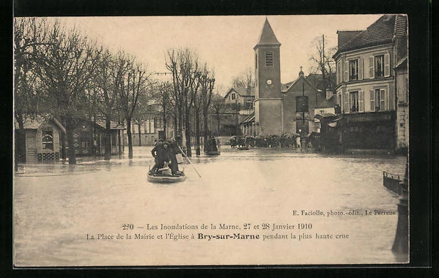 CPA Bry-sur-Marne, Inondations 1910, La Place de la Mairie