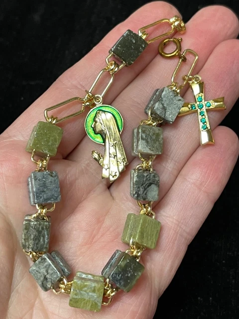 Pulsera Rosario Irlandesa Cuentas de Mármol Connemara Vintage con Dijes