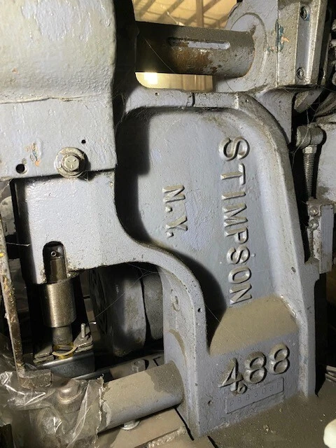 Stimpson – Auto Feed 488 Grommet Machine