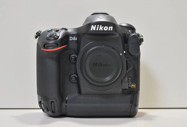 [MINT] Nikon D4s 16.2MP FX Digital SLR Camera