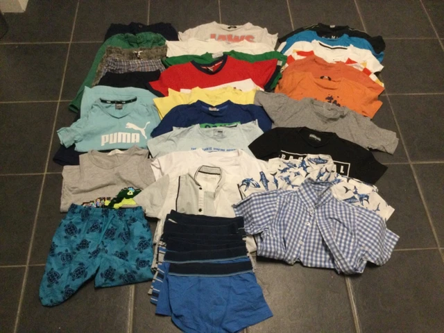Abbigliamento ragazzo un pacchetto enorme età 7-8 anni Rey buone condizioni usato 25 articoli 
