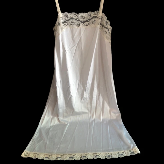 Vintage Sears Brand Full Slip Light Gray Antron Nylon and Lace Sz 34 USA Made