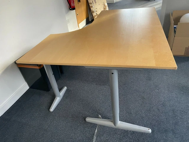 Ikea effektiv desk deals