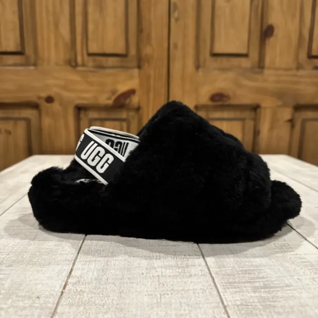 UGG Fluff Yeah Logo Slide Women Size 8 Black Plush Slipper Shoes