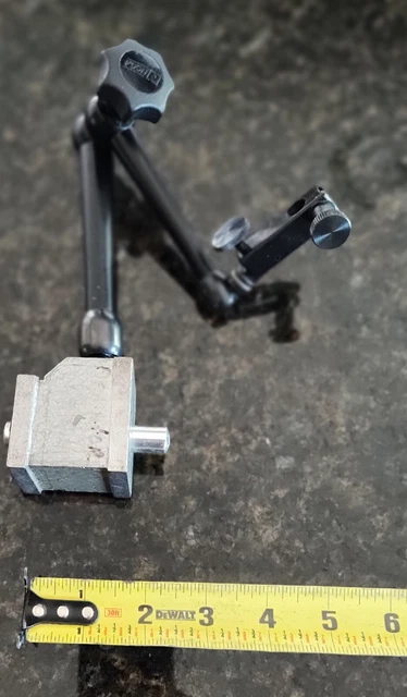 Noga Articulated Indicator Holder