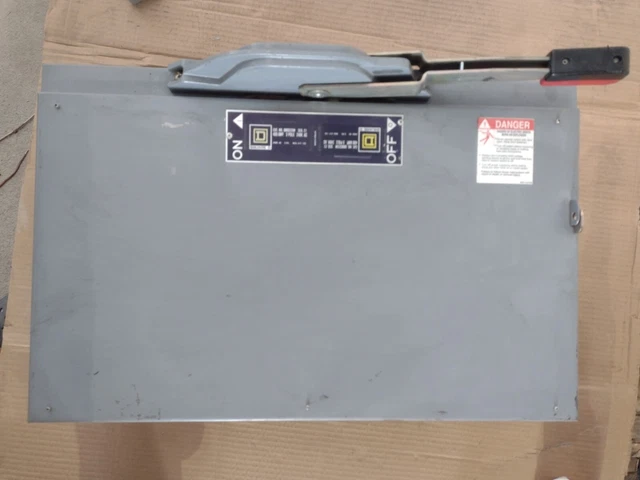 Square D QMB325W Branch Switch, 400A, 240VAC, w/TR400R Fuses