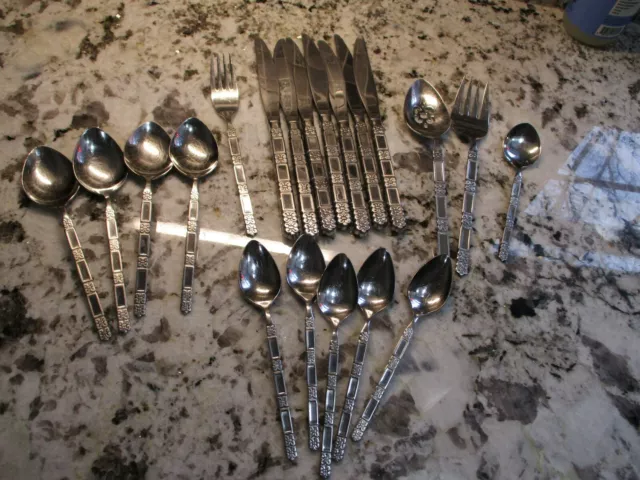 (21 Piece ) Oneida Community Stainless Glossy Madrid (No Black)