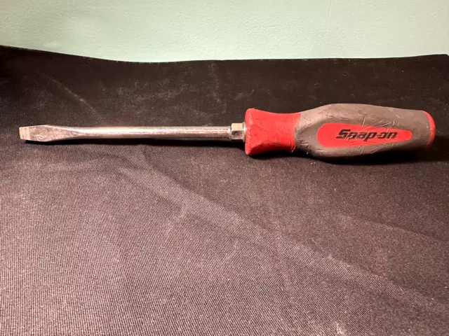 Snap On 5/16 Flat Hard Grip Screwdriver - SHD6