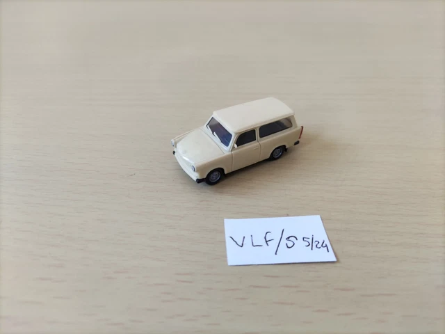VOITURE MINIATURE VITESSE Trabant Série limitée Mûr de berlin 1989