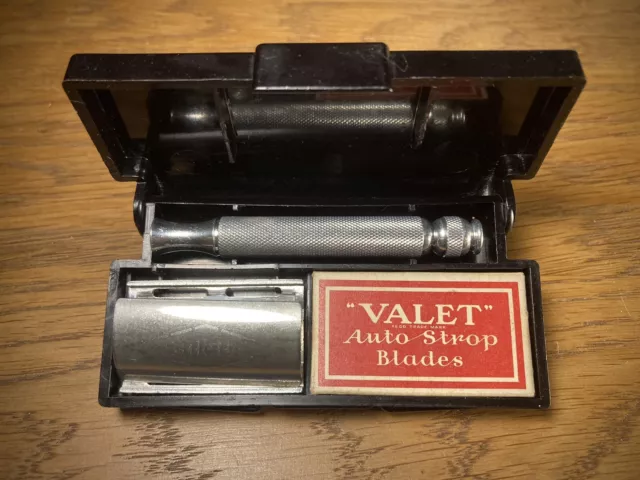 1950’s SHAVING SET: Gillette Ball End Razor In Case, Vulfix Brush & Shaving Mug 3