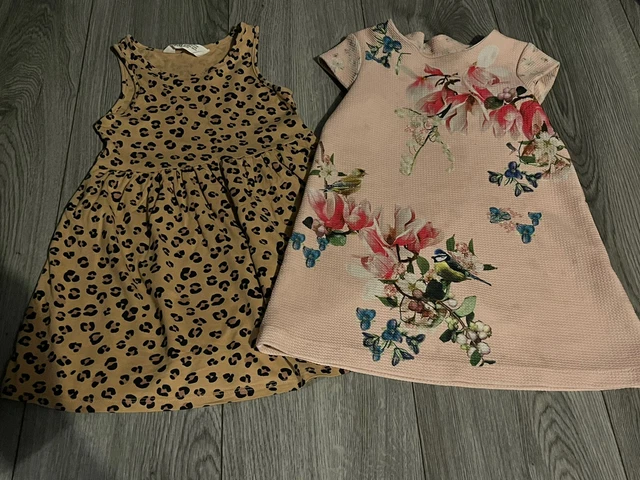bundle of girls clothes age 2-3 years                        (c29) 10