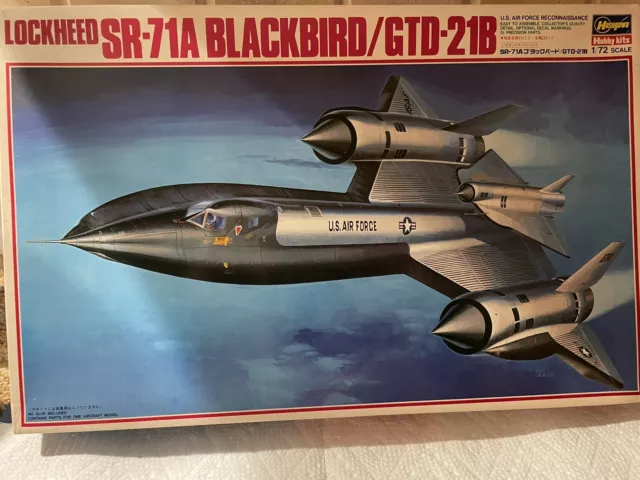 lockheed SR-71A blackbird/ GTD-21B model kit 1/72 Scale