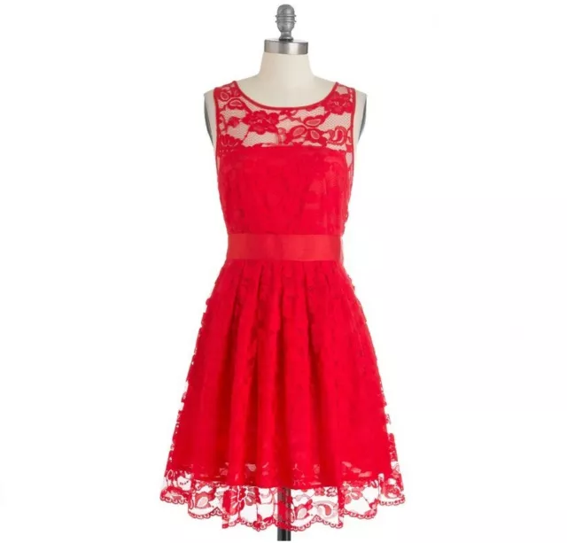 NWT Size 6 Modcloth BB Dakota When The Night Comes Floral Red Lace Dress