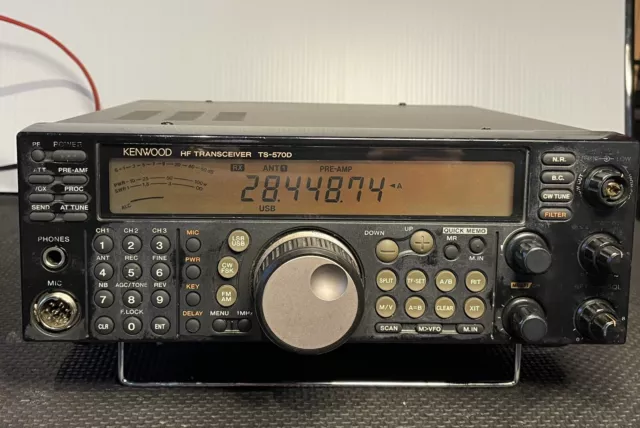 Kenwood TS-570D HF Ham Radio- Amateur Radio for Parts or Repair
