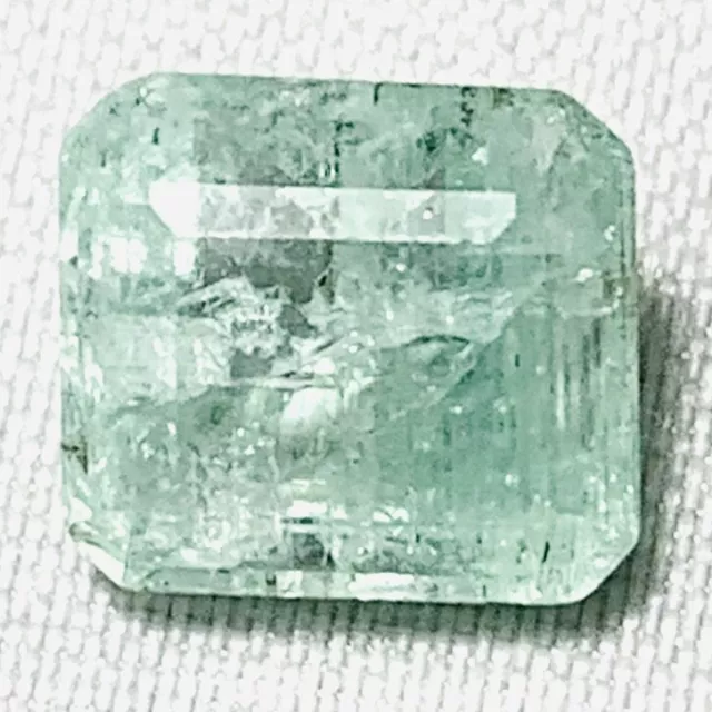 Echter Hellgrüner Kolumbien Smaragd Octagon 2.0ct 8x7.3mm