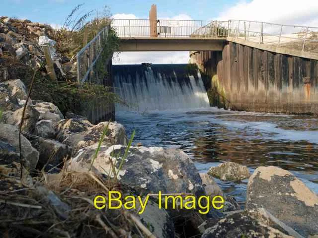 Photo 6x4 River Dearne weir Darfield Work has almost been completed to re c2008