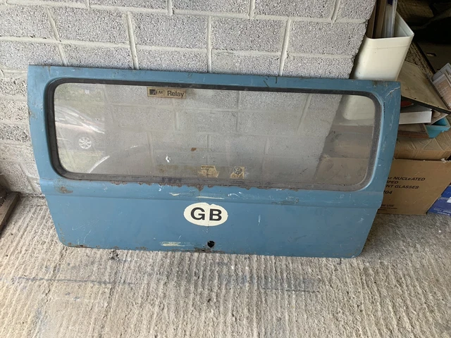 VW VOLKSWAGEN BAY window rear hatch. OG Paint. Some Rust. Repairable. £ ...