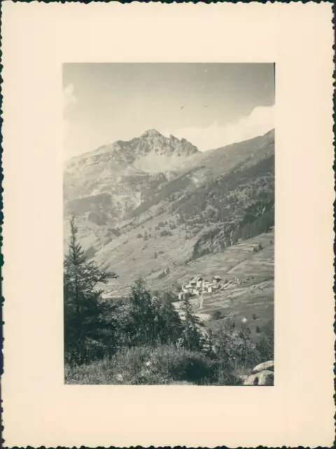 France, Vallée du Guil, le Village de l&#039;Echalp, la Tête du Pelvas  Vintage